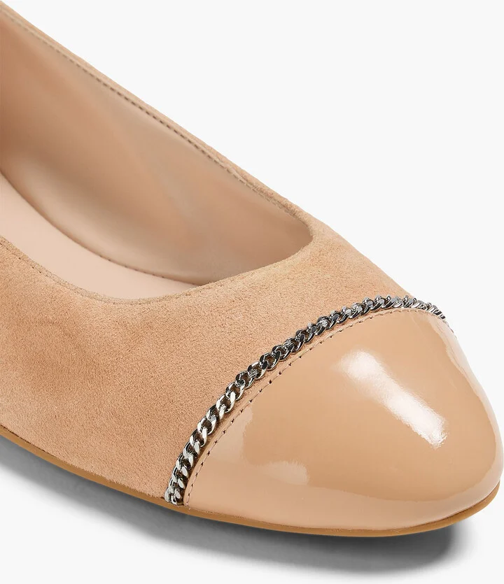 Milla chain-embellished suede ballet flats - Image 4