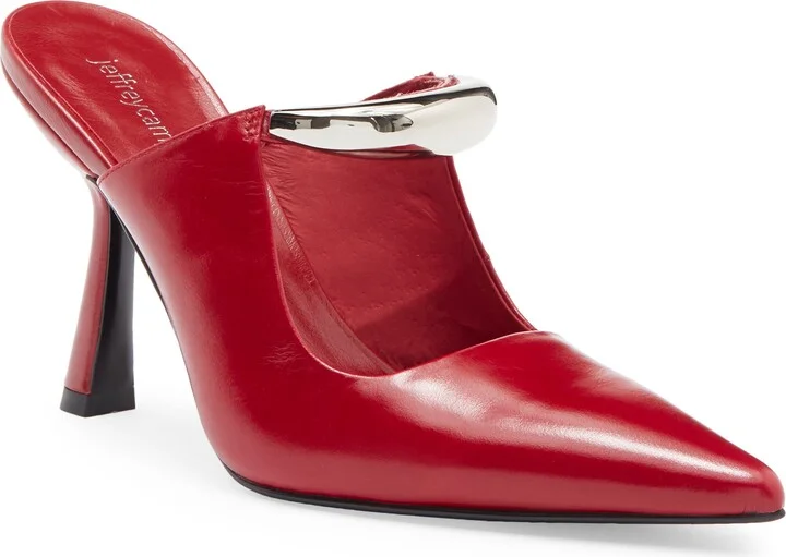 Mindful Pointed Toe Pump