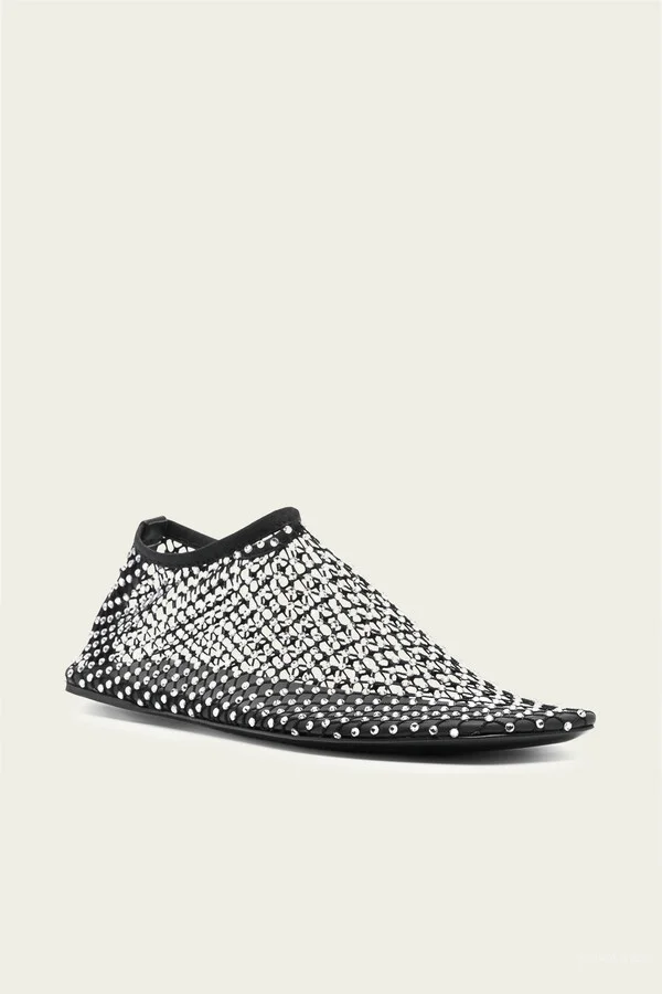 Minette Flat in Black - Image 2