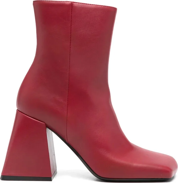 Ming Minimal boots