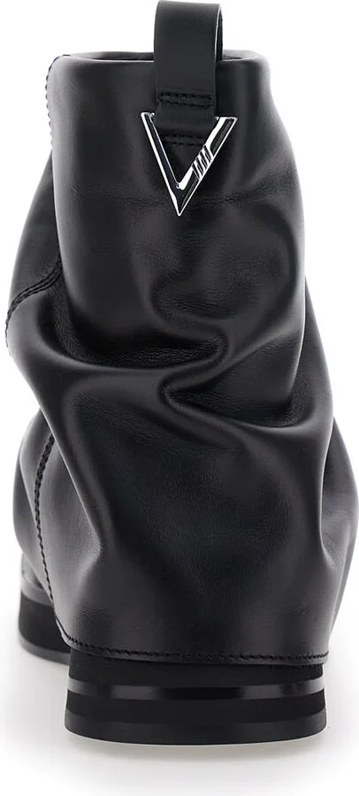 'mini Robin' Black Ankle Boots With Logo Plaque On The Rear And Pull-tab At The Heel In Leather Woman - Image 4