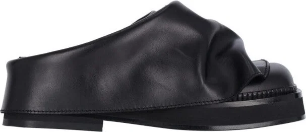 Mini Robin" Sabot - Black