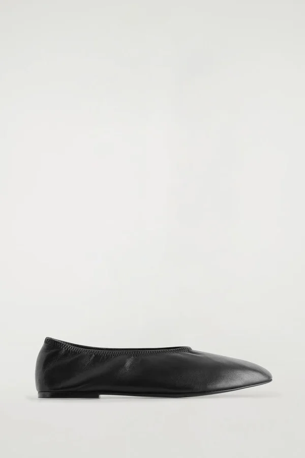 Minimal Leather Ballet Flats