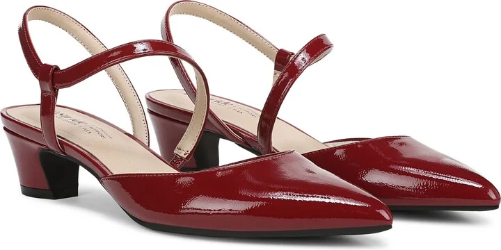 Minimalist Pointed Toe Pump - Image 8