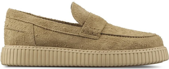 Minimalist Slip-On Flat Shoes With Textured Upper