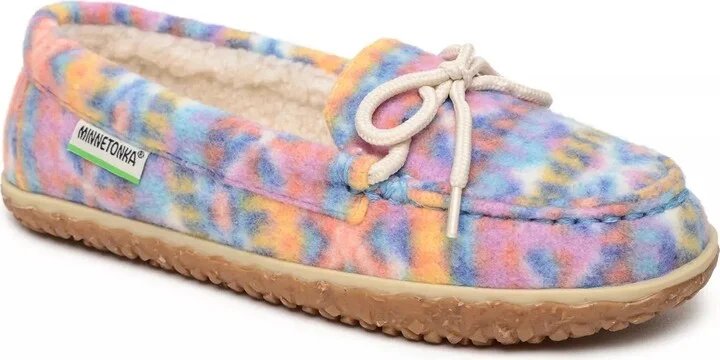 Minnetonka Eco Oak Moccasin