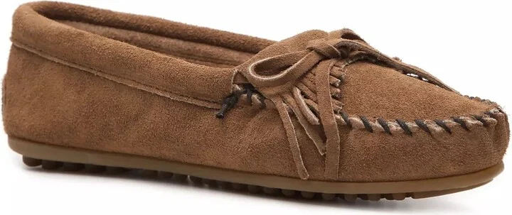 Minnetonka Kilty Moccasin