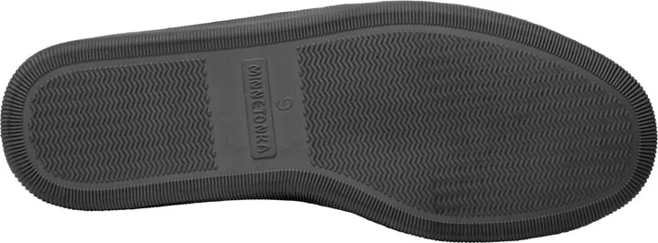 Minnetonka Men's Allen Berber Lined Suede Slippers - Image 5