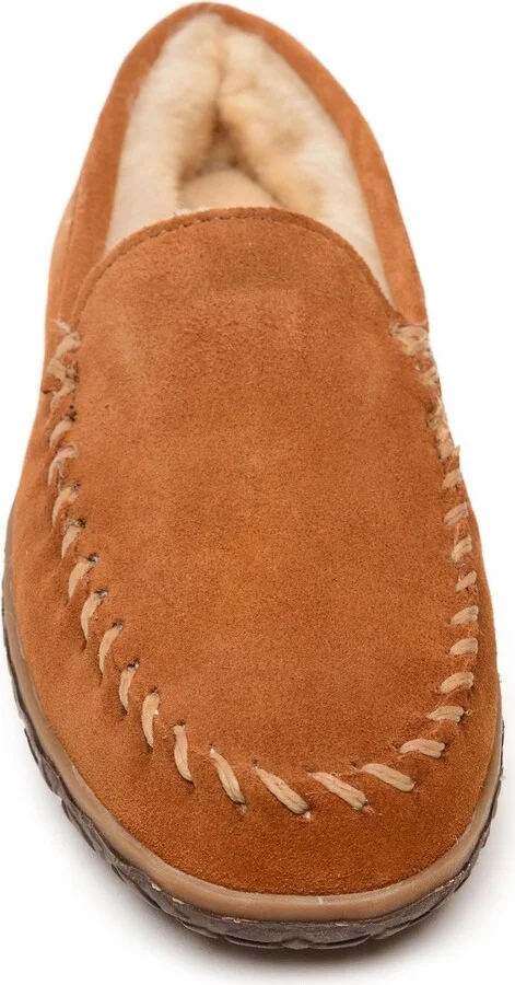 Minnetonka Men's Suede Sheepskin Tobie Slippers - Image 3