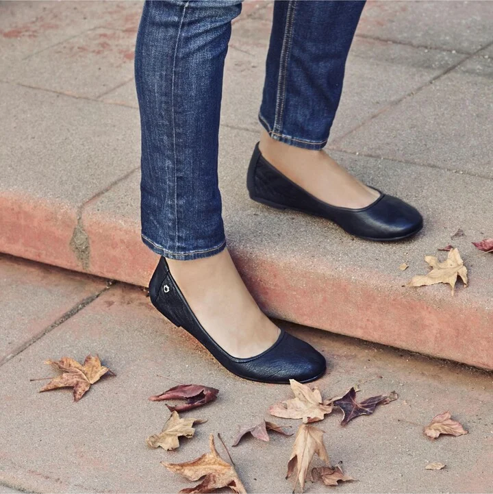 Minnetonka Women's Anna Ballet Flats - Image 6