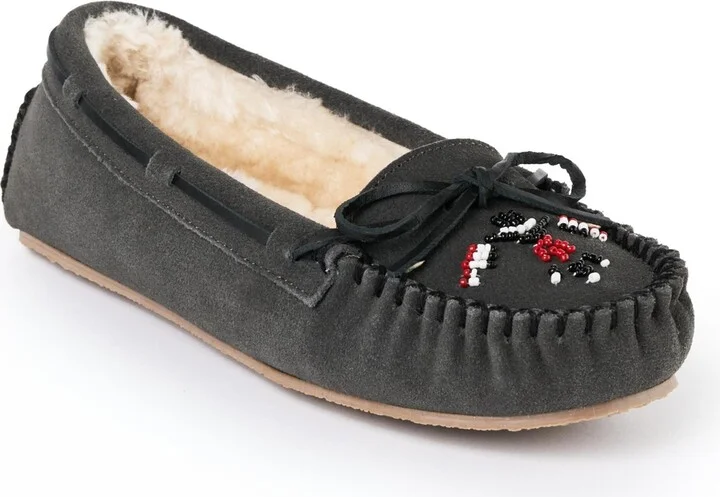Minnetonka Women's Cally Thunderbird Animikii Suede Beaded Slippers