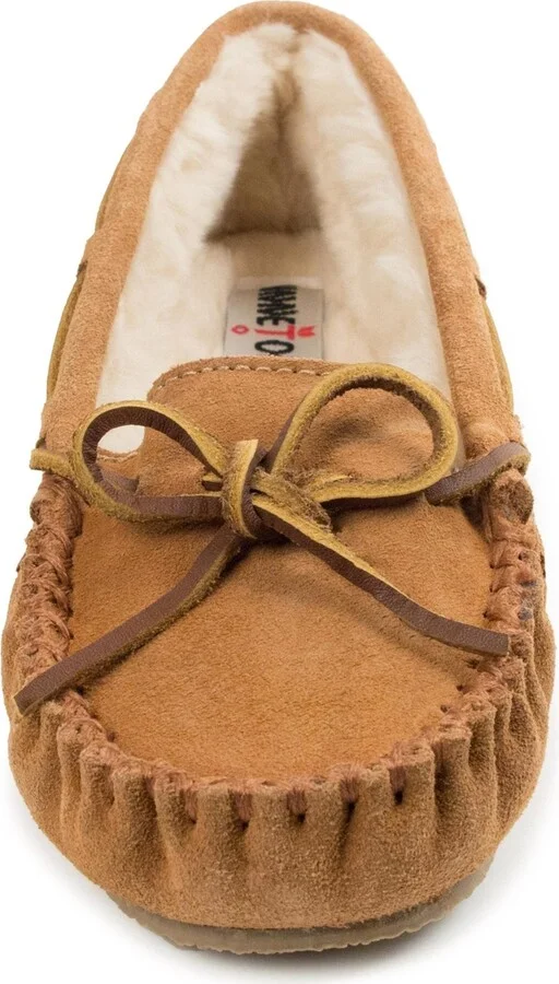 Minnetonka Women's Cally Wide Width Slippers - Image 2