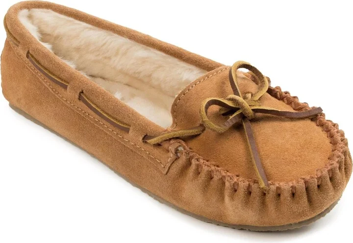 Minnetonka Women's Cally Wide Width Slippers