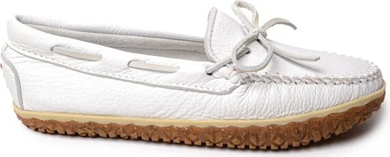 Minnetonka Women's Deerskin Tread, 64T, Carmel - - Image 4