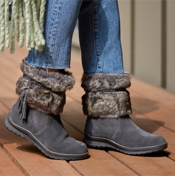 Minnetonka Women's Everett Faux Fur Trim Mid-Calf Boots - Image 6