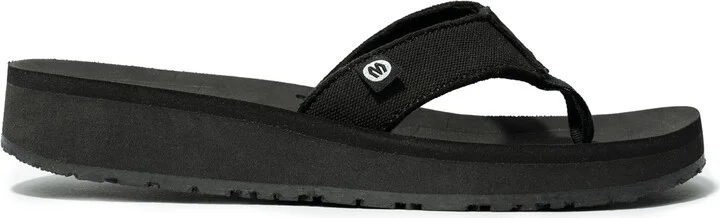 Minnetonka Women's Hedy 2.0 Thong Sandals - Image 7