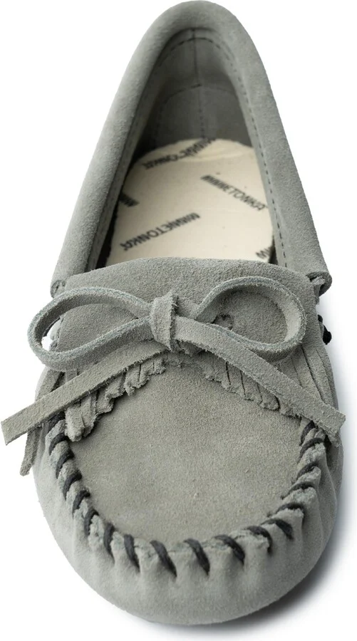 Minnetonka Women's Kilty Softsole Moccasins - Image 7