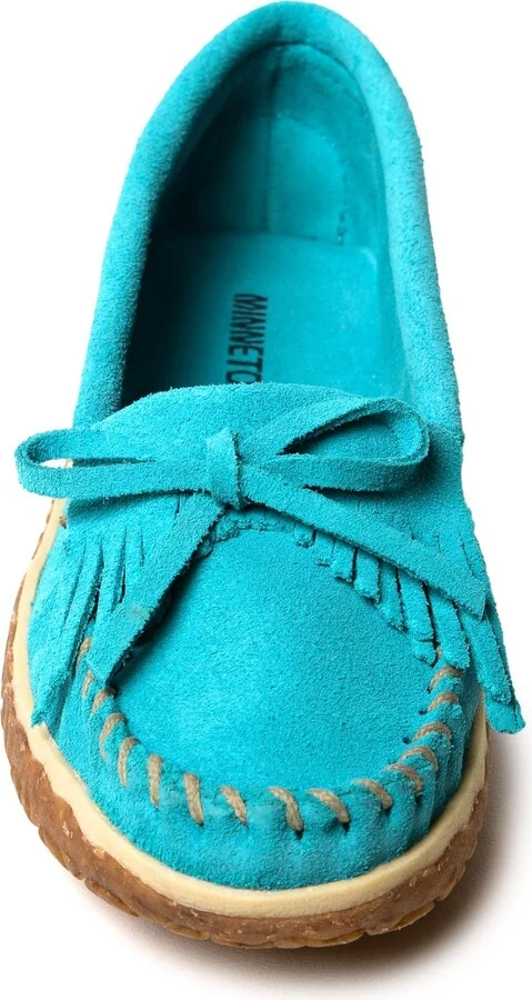 Minnetonka Women's Kilty Tread Moccasin - Image 3