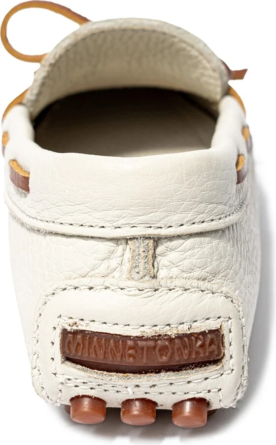 Minnetonka Women's Leather Classic Driver - Image 9