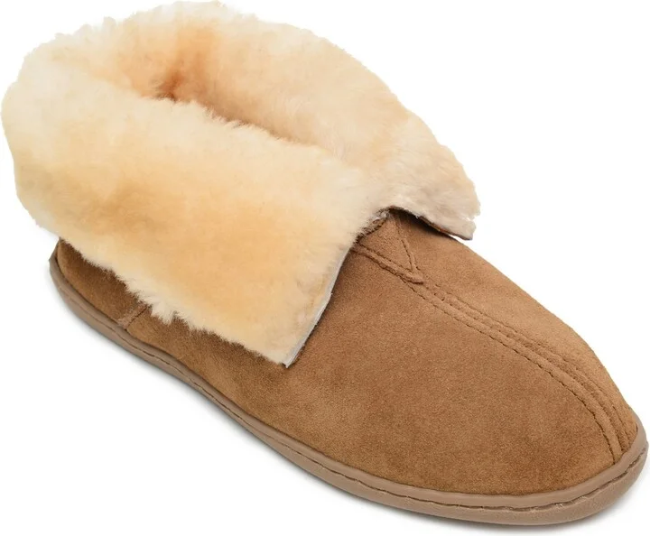 Minnetonka Women's Sheepskin Ankle Boot Slippers