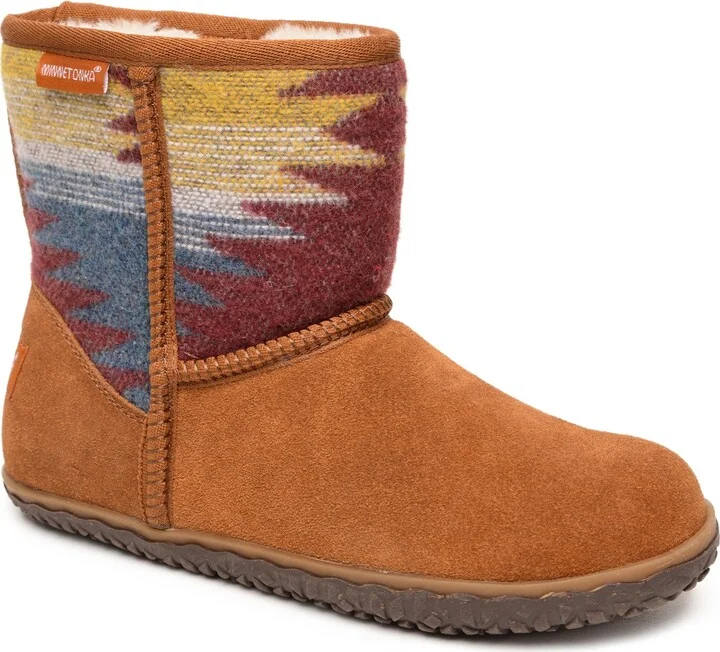 Minnetonka Women's Tali Mid-Calf Pull-on Boots