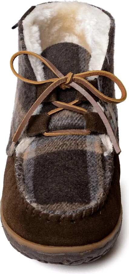 Minnetonka Women's Torrey Lace-up Slipper Booties - Image 3