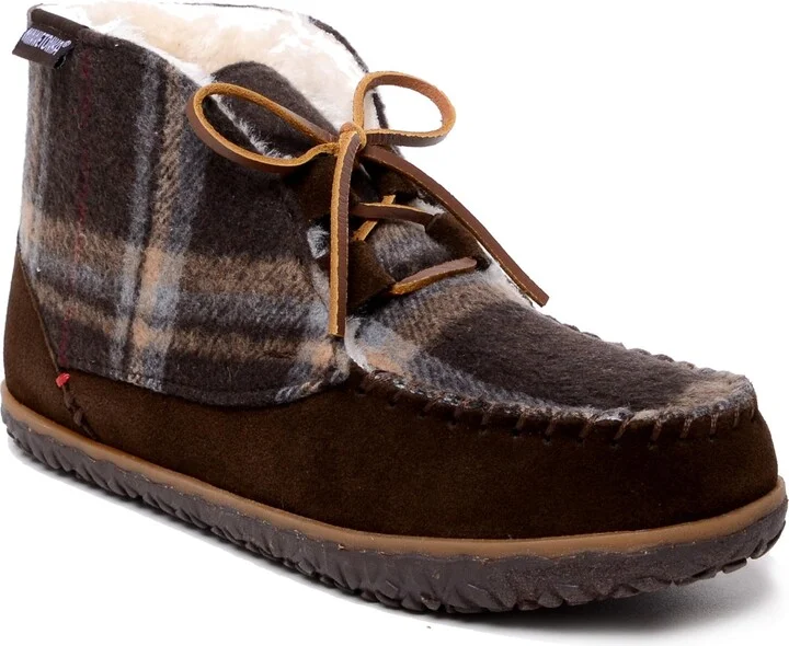 Minnetonka Women's Torrey Lace-up Slipper Booties