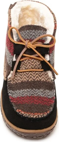 Minnetonka Women's Torrey Laceup Bootie Slippers 40166, Chocolate Multi Brown - - Image 4