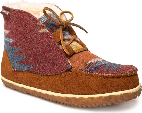 Minnetonka Women's Torrey Laceup Bootie Slippers 40166, Chocolate Multi Brown -