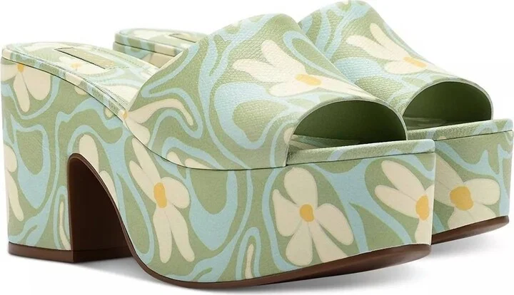 Miso Platform Sandal In Tea Flower