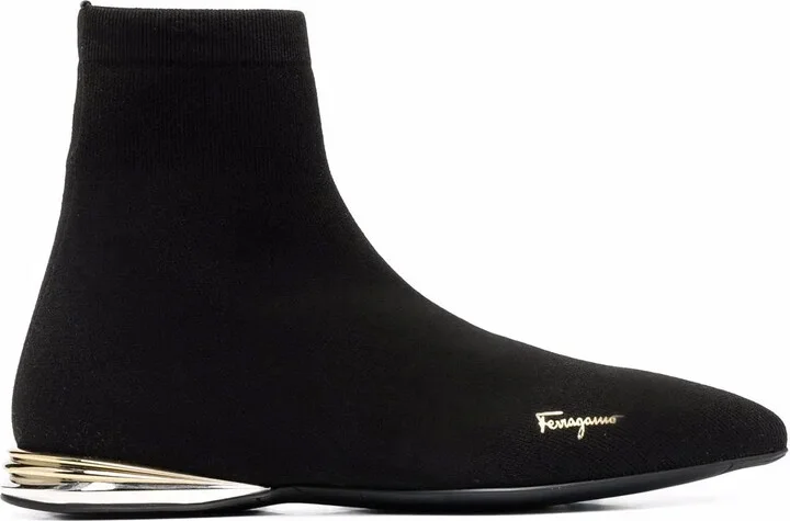 Missy logo boots