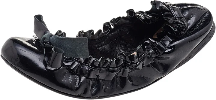 Miu Miu Black Patent Leather Scrunch Bow Ballet Flats Size 35.5