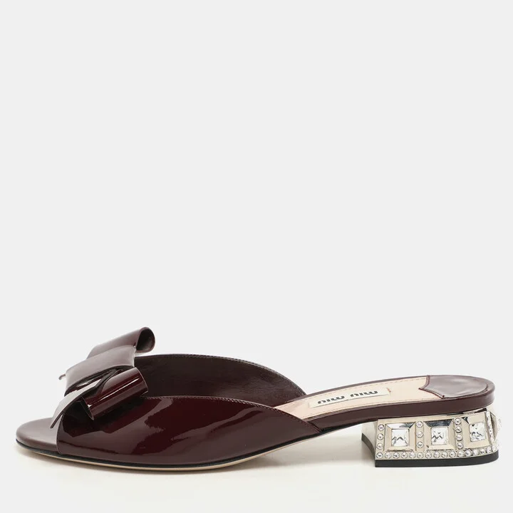Miu Miu Burgundy Patent Leather Bow Crystal Embellished Heel Slide Sandals Size 37