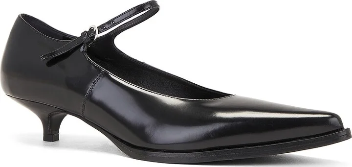 Miu Miu Leather Pump in Black - Image 2