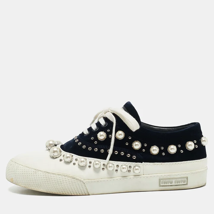 Miu Miu Navy Blue/White Velvet Faux Pearl Embellished Low Top Sneakers Size 39