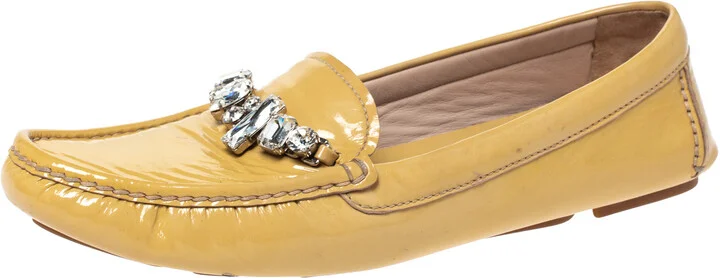 Miu Miu Pale Yellow Patent Leather Crystal Embellished Slip On Loafer Size 40.5