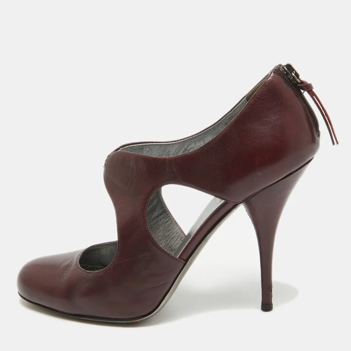 Miu Miu Plum Leather Cut Out Round Toe Pumps Size 37