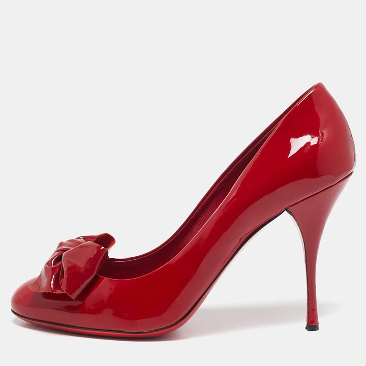 Miu Miu Red Patent Leather Bow Round Toe Pumps Size 40