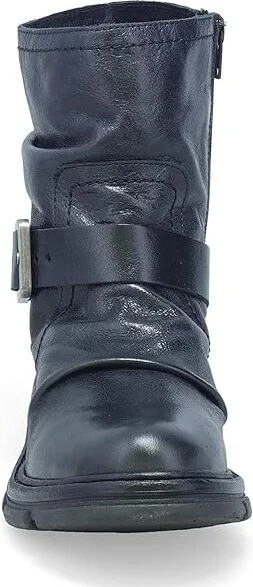 Miz Mooz Holdyn Women's Boots Black : EU 40 (US Women's 9-9.5) B - Medium, Leather/Rubber - Image 4