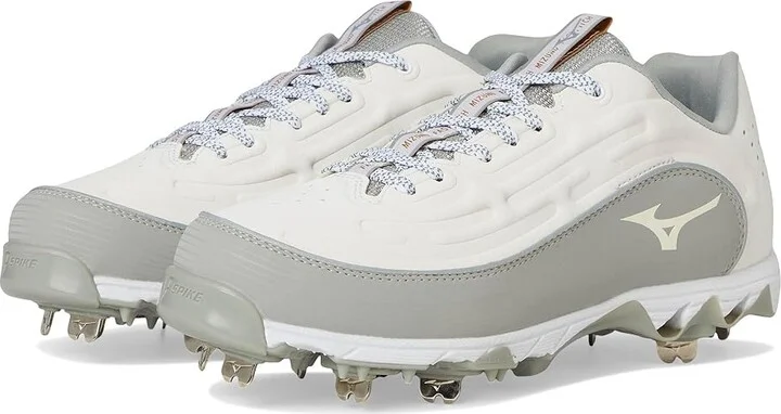 Mizuno 9-Spike Swift 8 Low Metal Women's Shoes White/Grey : 6 B - Medium, Leather