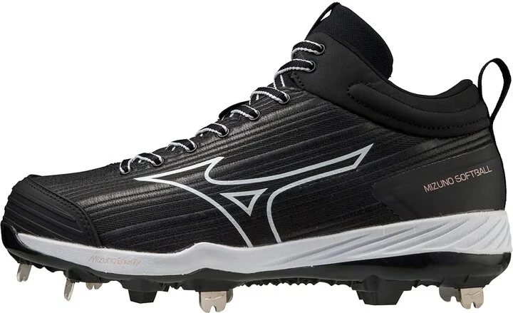Mizuno Women's Sweep 6 Mid Softball Shoe