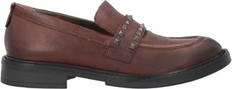 Chocolate brown
