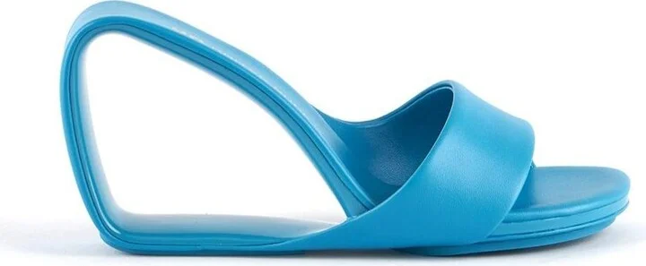 Mobius Hi