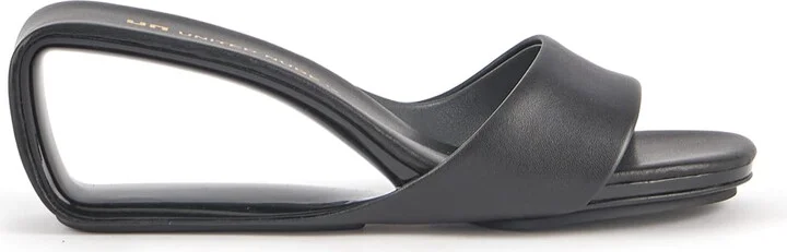 Mobius Mid Black