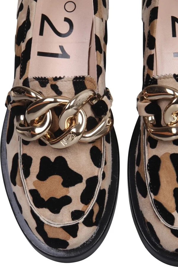 Moccasins With Oversized Chain - Image 4