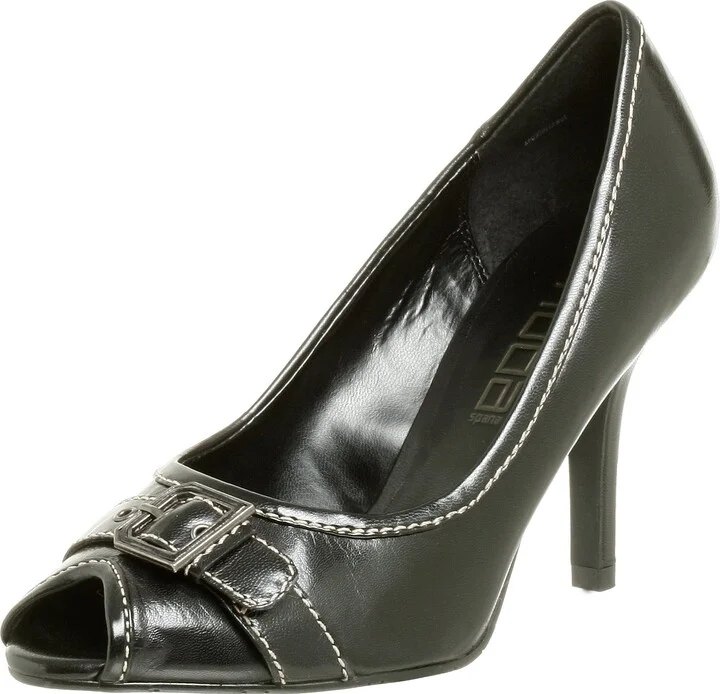 Moda Spana Women's Buckle Pump