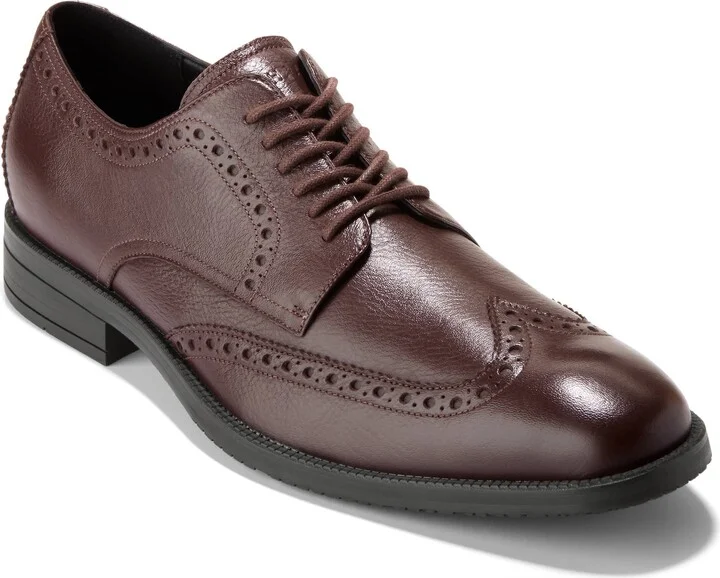 Modern Essentials Wingtip Oxford
