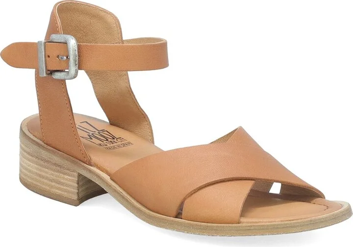 Moe Leather Sandal