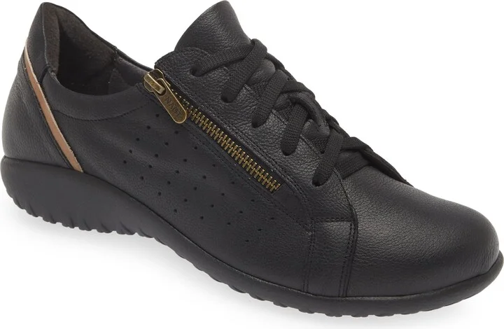 Moko Zip Sneaker