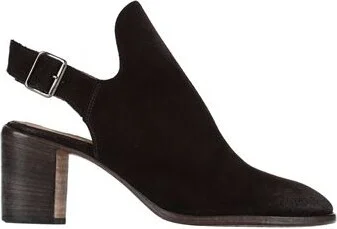Moma Woman Mules & Clogs